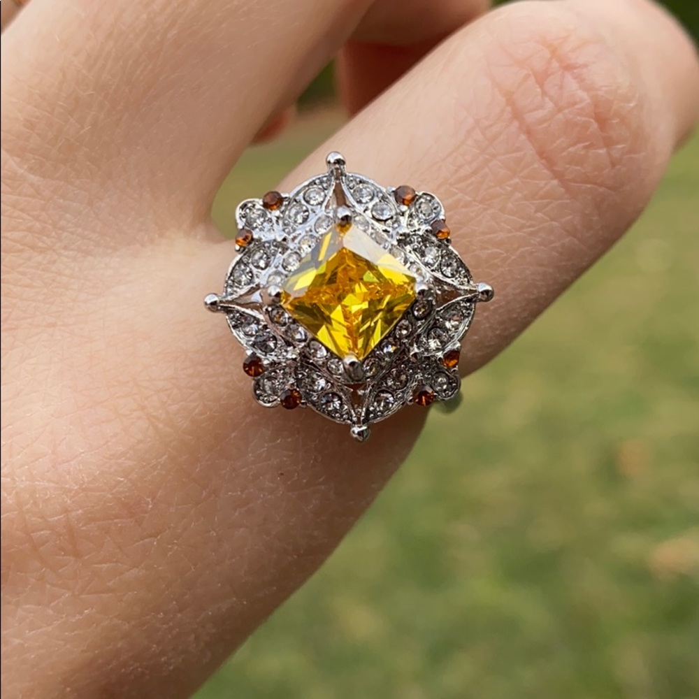 Gorgeous 925 ST Silver Citrine Birthstone Ring - Picture 7 of 10